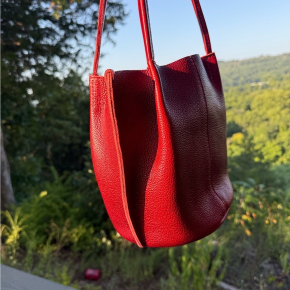 New Chili Red Devan by Portland Leather - Picture 3 of 7